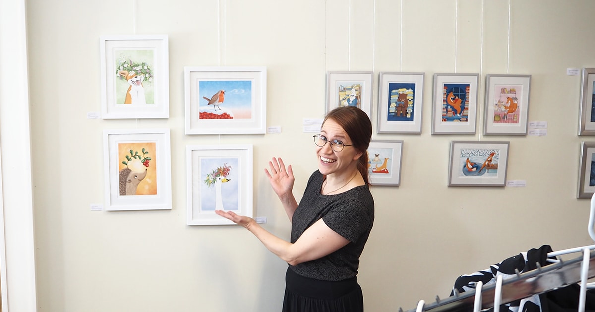 Kauppiaan elämää – Syksy on kiva kun sen oikein oivaltaa 1 Elina Jasun näyttely Maammekaupan galleriassa