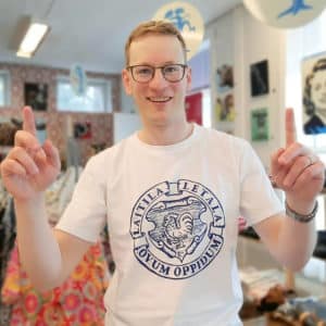 Laitila - Ovum Oppidum T-paita kaupassa