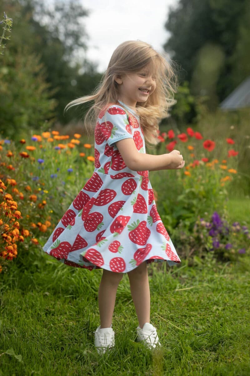 PaaPii Design Sani mekko Polka vaaleansininen-punainen 9
