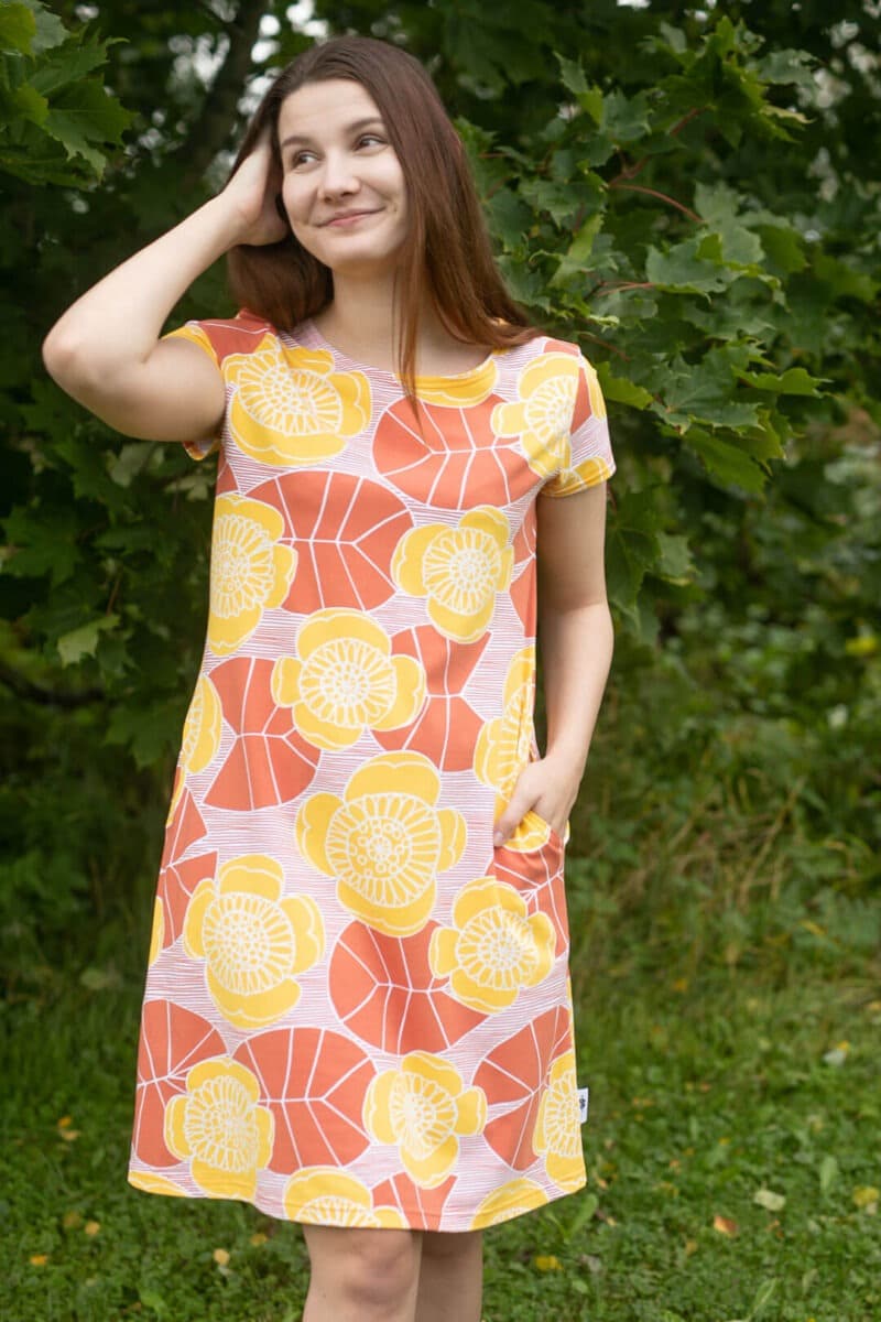 PaaPii Design Sointu mekko Ulpukka aurinko-ruoste 1