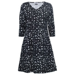 Uutuudet 13 PaaPii Design Saima mekko Vedos mustavalkoinen